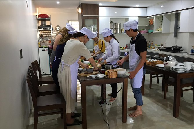 Da Nang Cooking Class Small Group - Key Points