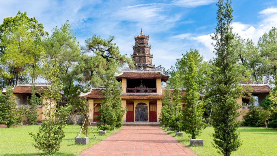 da nang hue imperial city emperor tomb thien mu pagoda Da Nang: Hue Imperial City & Emperor Tomb & Thien Mu Pagoda