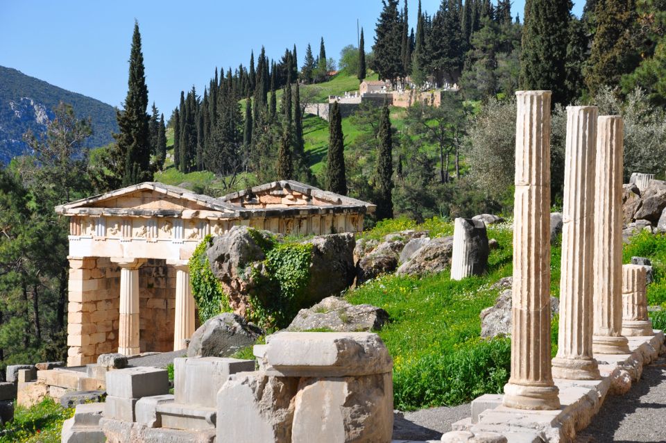 From Athens: Delphi Archaeological Site Private Trip - Delphi Archaeological Site Overview