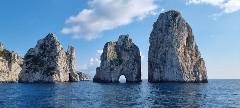 From Sorrento: Full Day Capri Private Boat Trip With Drinks - Key Points