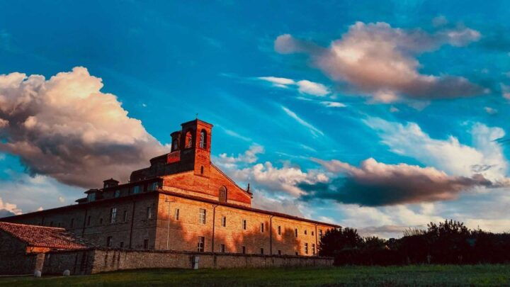 From Urbino: Montefeltro Tour With Truffle Lunch - Key Points