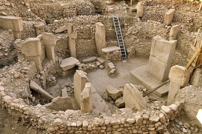 Full-Day Gobekli Tepe and Pools of Abraham Tour From SanlıUrfa - Key Points