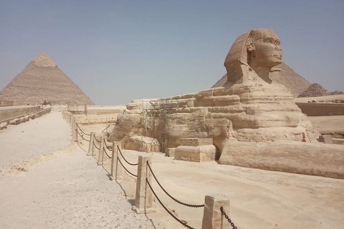 Full-Day Guided Private Tour to Pyramids of Giza Dahshur Sakkara and Memphis