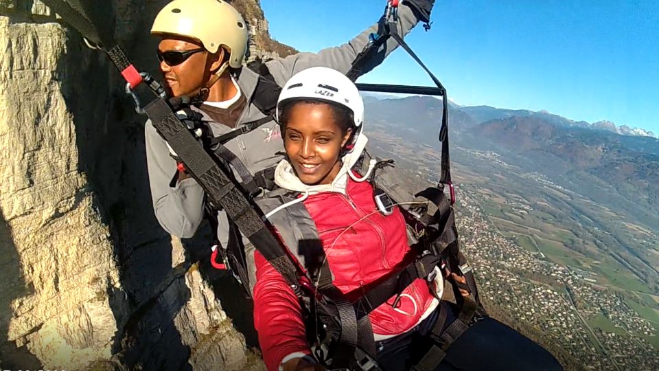 Grenoble: First Flight in Paragliding. - Key Points
