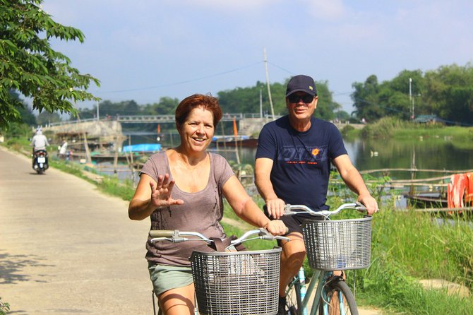 Half Day Ride Bike to the Farm and Cooking Activity With Foot Massage - Key Points