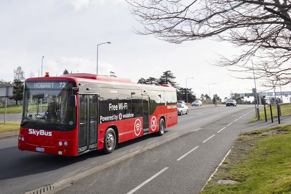 Hobart Airport: Express Bus Transfer to Hobart City - Key Points