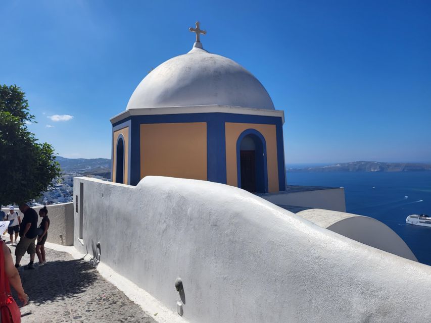 Lets Explore The North Part of Santorini - Key Points