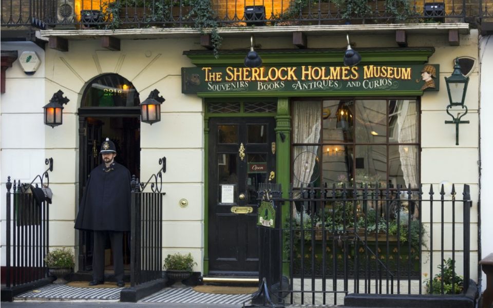 London: Sherlock Holmes Crack the Case Outdoor Escape Game - Key Points