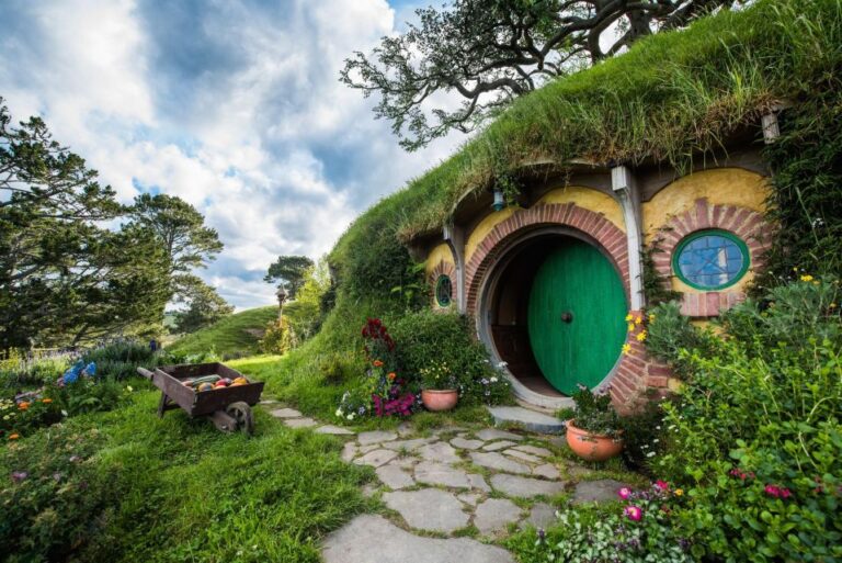 LOTR Hobbiton Day Tour From Auckland