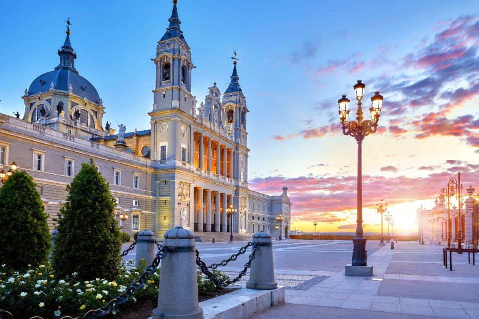 Madrid: Afternoon Royal Palace and Almudena Cathedral Tour - Key Points