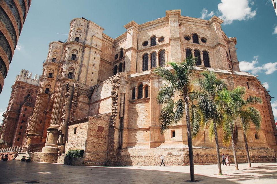 Málaga: 2-Hour Historical Center & Cathedral Tour - Key Points