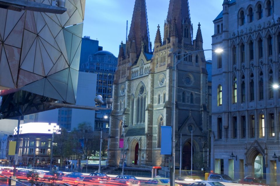 Melbourne: First Discovery Walk and Reading Walking Tour - Key Points