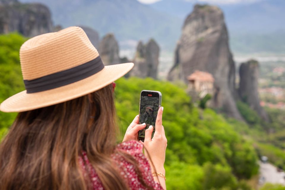 Meteora Half Day Tour With a Local Photographer - Tour Overview