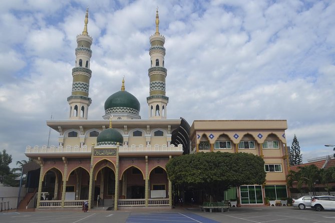 Muslim Landmarks City Tour of Pattaya Including Halal Lunch - Tour Itinerary
