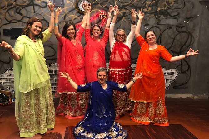 Namaste Bollywood Dance Like a Bollywood Star - Key Points