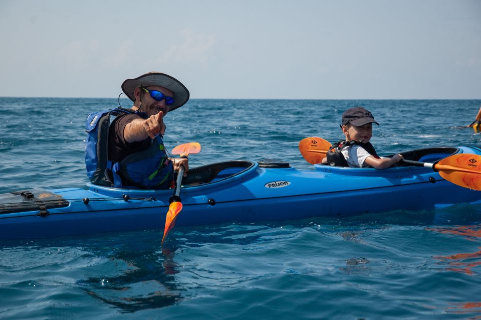 Navarino Bay: Sea Kayaking With Lunch - Activity Overview