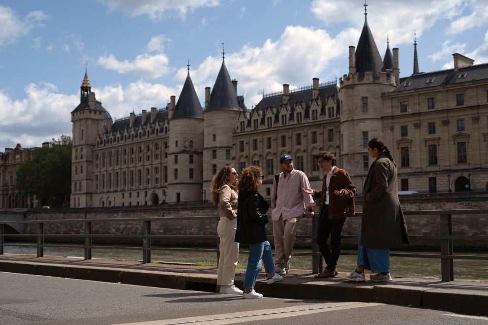 Paris Halloween Walking Tour Through the Dark Secrets - Key Points