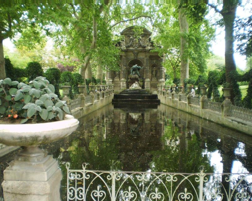 Paris: Luxembourg Gardens Audio Tour on Your Phone (ENG) - Key Points