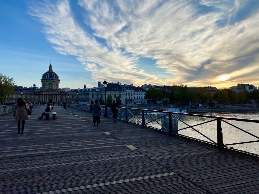 Paris: Mysteries and Legends Smartphone Audio-Guided Tour - Key Points