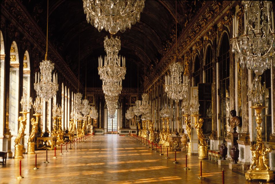 Paris: Palace of Versailles Tour With Skip-The-Line Ticket - Key Points