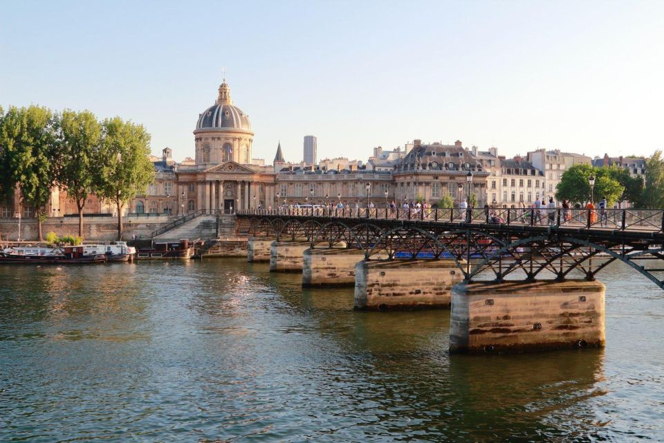 Paris: Self-Guided Audio Tour of the Greatest Landmarks (EN) - Key Points