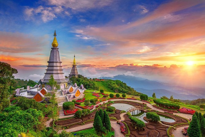 Private Day Trip to Doi Inthanon (Hikes and Tours) - Key Points