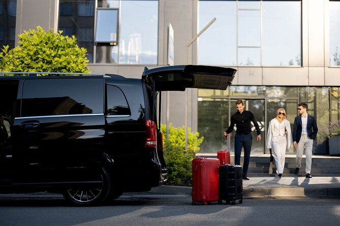 private transfer from lisbon airport to city center Private Transfer From Lisbon Airport to City Center