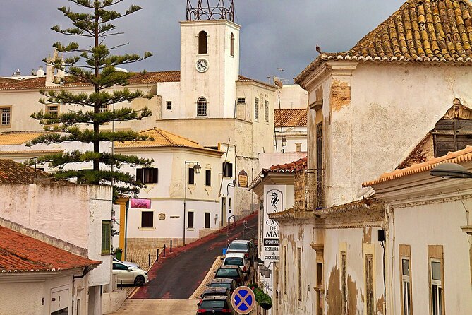 Private Transfer From Lisbon to Albufeira-2 Hours for Sightseeing - Key Points