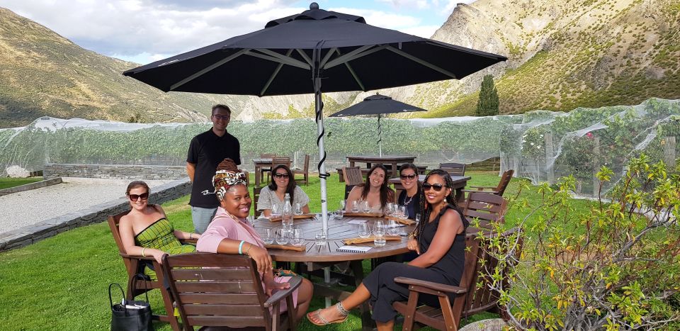 Queenstown & Gibbston Valley Wine Hopper Bus - Booking Details for Wine Hopper Bus