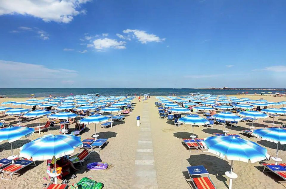 Ravenna & Lunch on the Beach - Private Day Tour From Bologna - Key Points