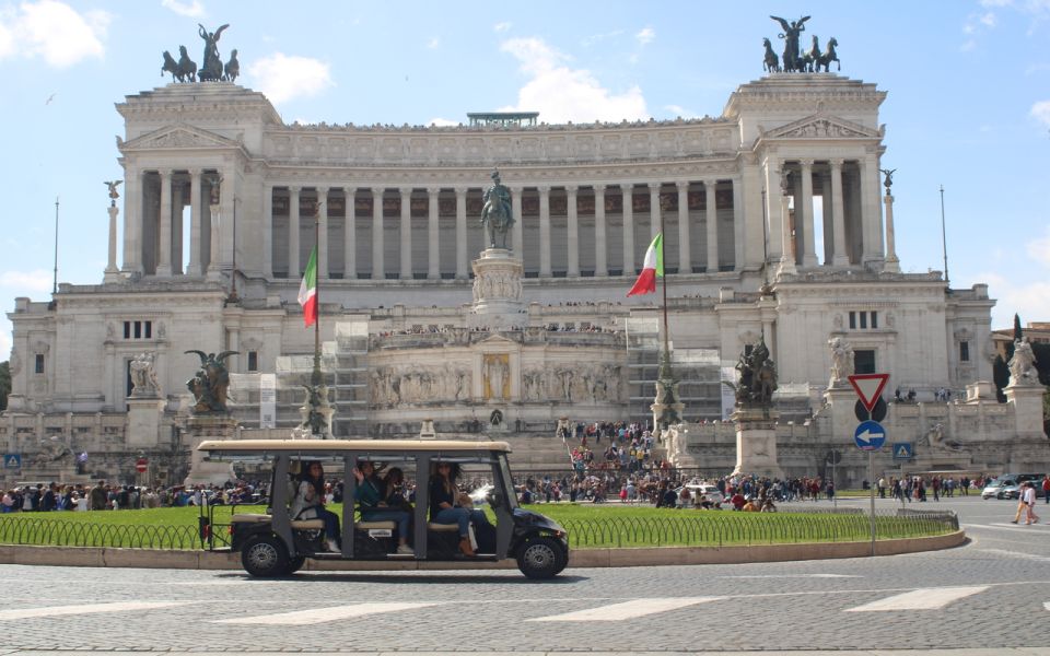 Rome: Night Tour of the City by Golf Cart