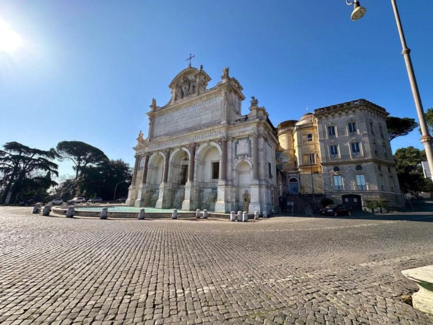 Rome: the Tour of Rome on Convertible. Top 100 Views - Key Points