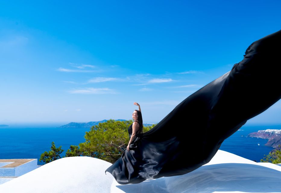 Santorini: Private Flying Dress Photoshoot in Santorini - Activity Details