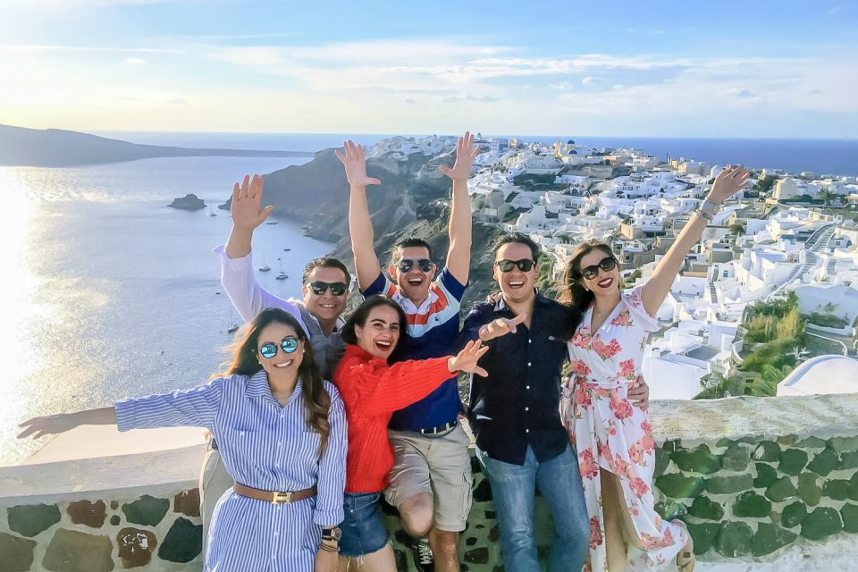 Santorini: Private Highlights Tour by Minibus - Key Points