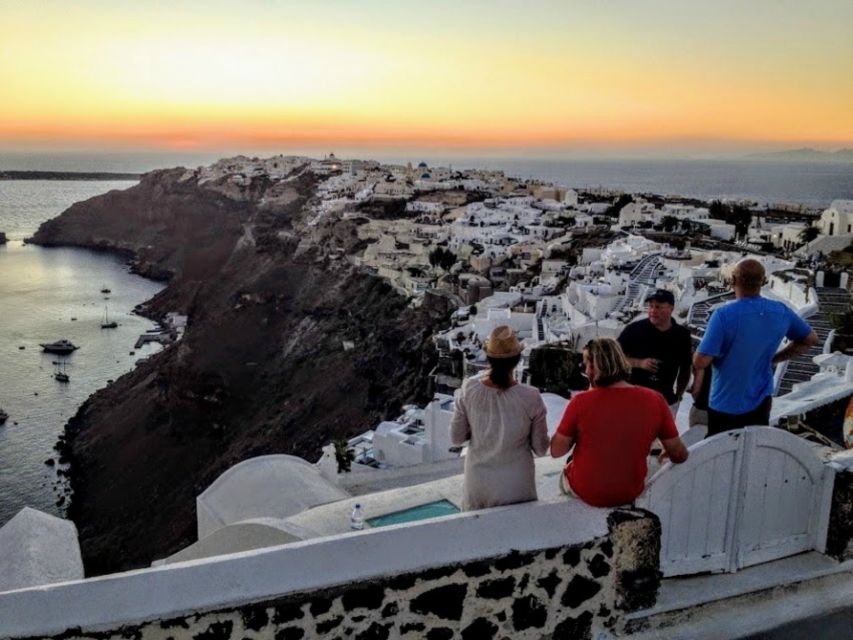 Santorini: Sightseeing Tour With Local Guide - Key Points