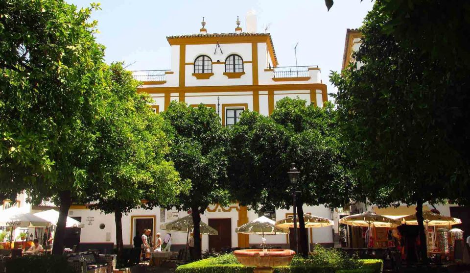 Seville: Santa Cruz Old Jewish Quarter Walking Tour - Tour Location and Provider