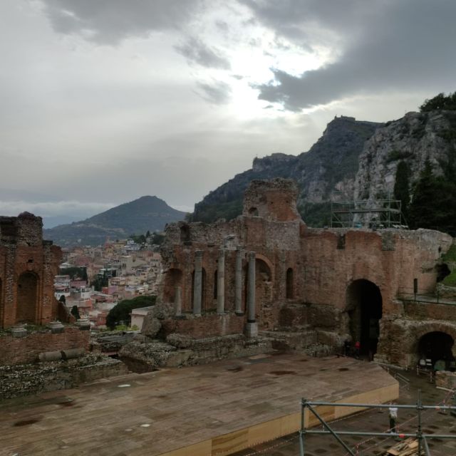 Taormina Walking Tour & Ancient Theather Private or Shared - Key Points
