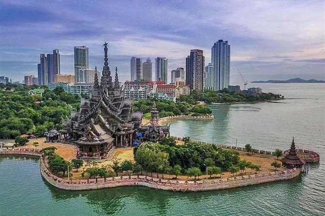 The Sanctuary of Truth Pattaya Admission Ticket With Transfer - Key Points