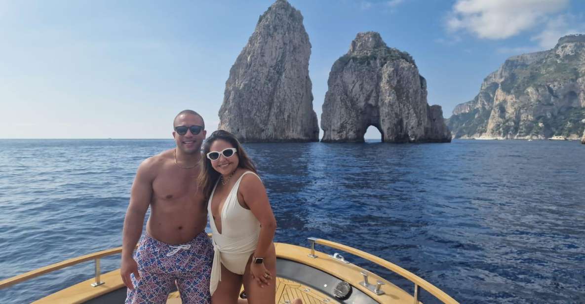 Tour Capri: Discover the Island of VIPs by Boat - Key Points