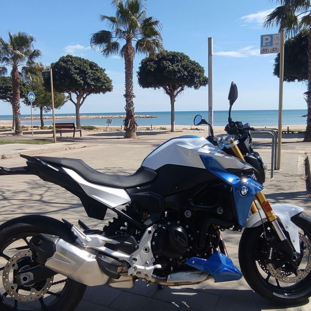 Tour Scooter 125c Guided Salou to Cambrils 1h With Pickup - Key Points