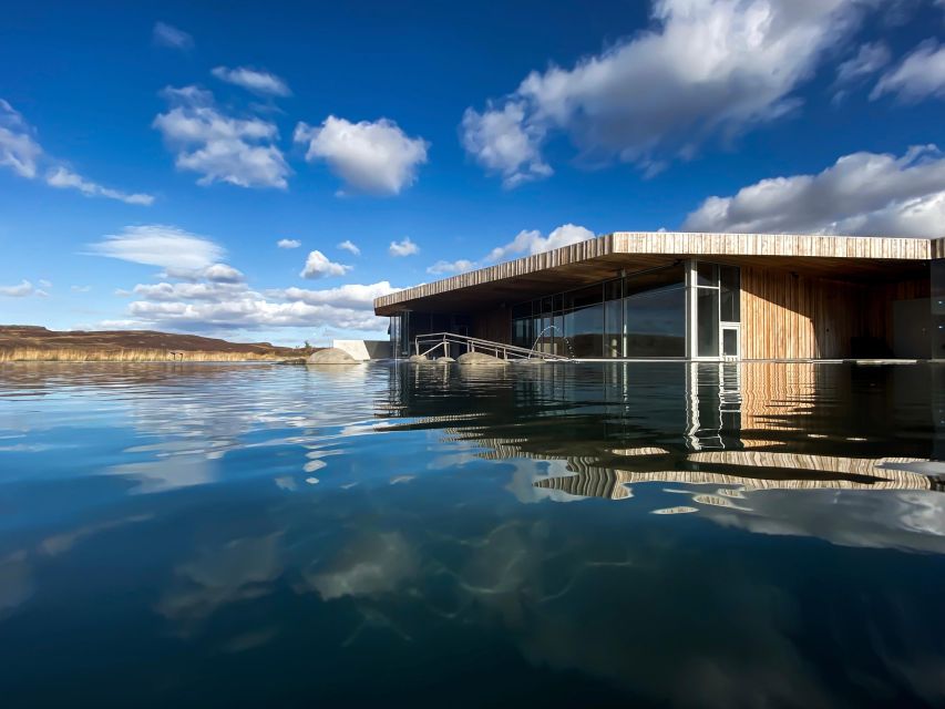 Vök Baths: East Iceland Geothermal Baths Entry - Key Points