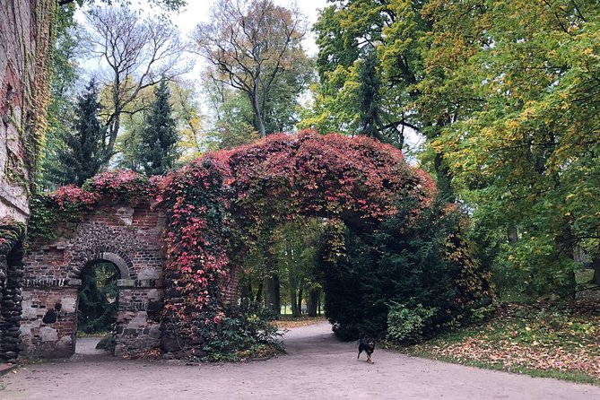 Warsaw Outskirts - 6 Hour Tour With a Local Historian - Key Points