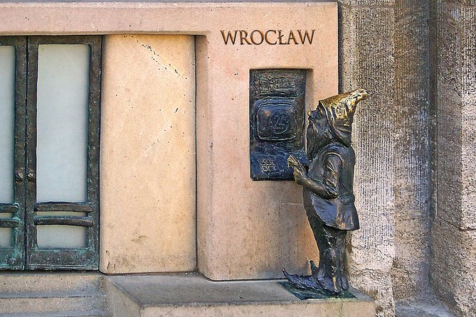 Wroclaw - Full Day Tour From Warsaw by Private Car - Key Points