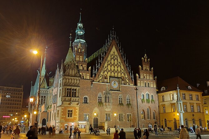 Wroclaw Private City Tour by Night, 2 Hours (Small Group) - Key Points