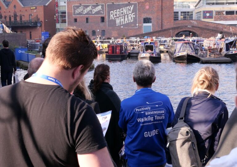 Birmingham: Victorian Canals to Todays City Walking Tour