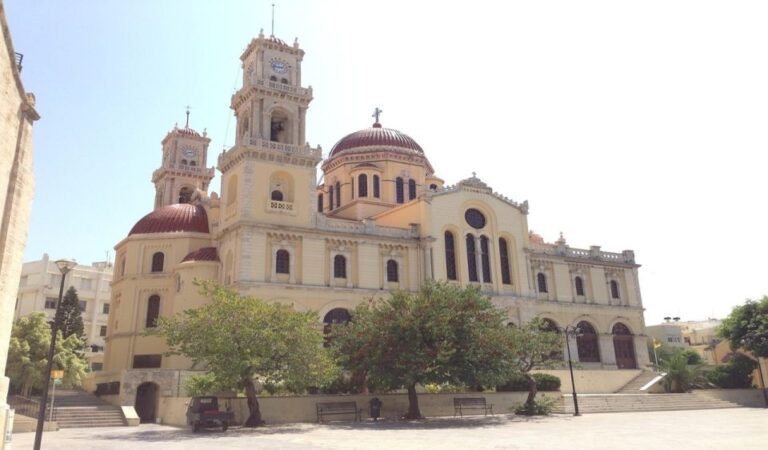 ΗEraklion Walking Tour With Archaeological Museum