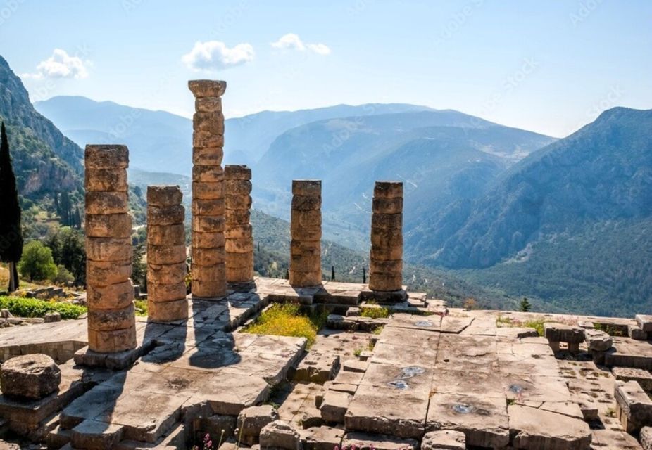 Delphi: Audiovisual Self-Guided Tour With 3D Models - Common questions