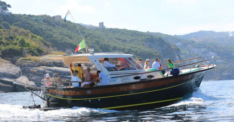 From Salerno: Capri and the Sirenusas Boat Tour With Lunch