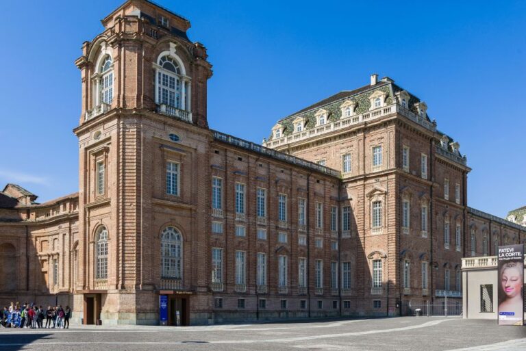 From Turin: La Venaria Reale Private Tour With Entry Ticket