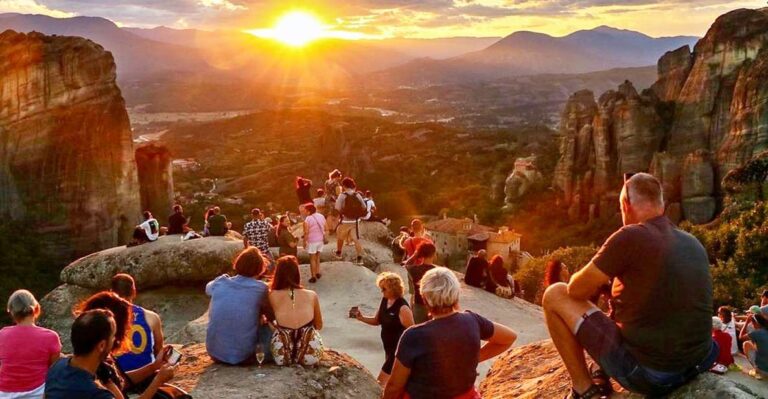 Kalabaka: Majestic Sunset Meteora Tour With a Local Guide